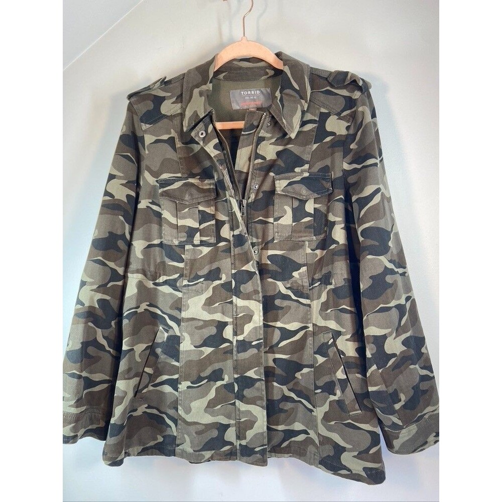 TORRIS WOMENS GREEN CAMO KNEE LENGTH LIGHT WEIGHT COTTON JACKET SIZE 00 10 M/L